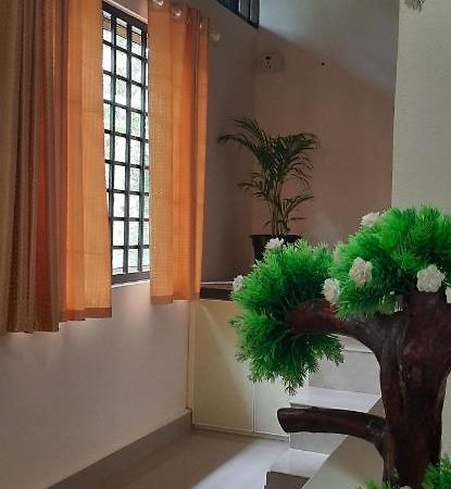 Nest Mdy Appartement Mananthavady Buitenkant foto